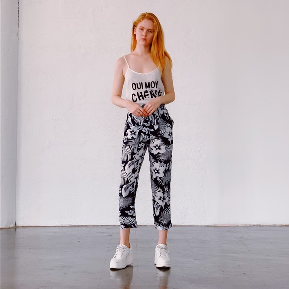 Tropical Hibiscus Print Pants - Picture 2 of 3